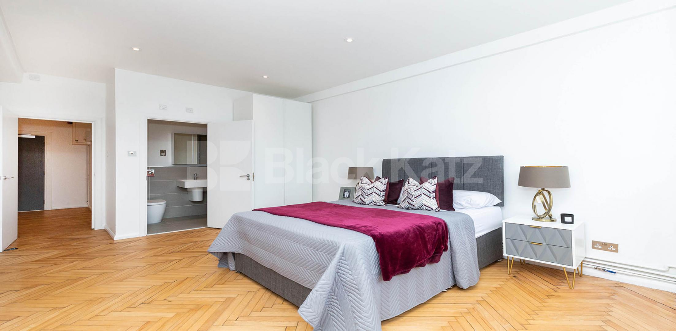 			SPACIOUS TWO BEDROOM WAREHOUSE CONVERSION, 2 Bedroom, 2 bath, 1 reception Flat			 GROVE HOUSE-TUDOR ROAD, HACKNEY-BETHNAL GREEN-LONDON FIELDS